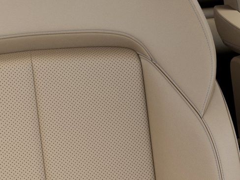 New 2025 Jeep Grand Cherokee L Limited w/ Luxury Tech Group II image 20