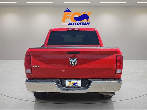 Used 2022 RAM 1500 Classic SLT image 9