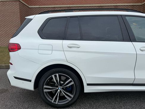 Used 2021 BMW X7 M50i AWD/4WD image 22