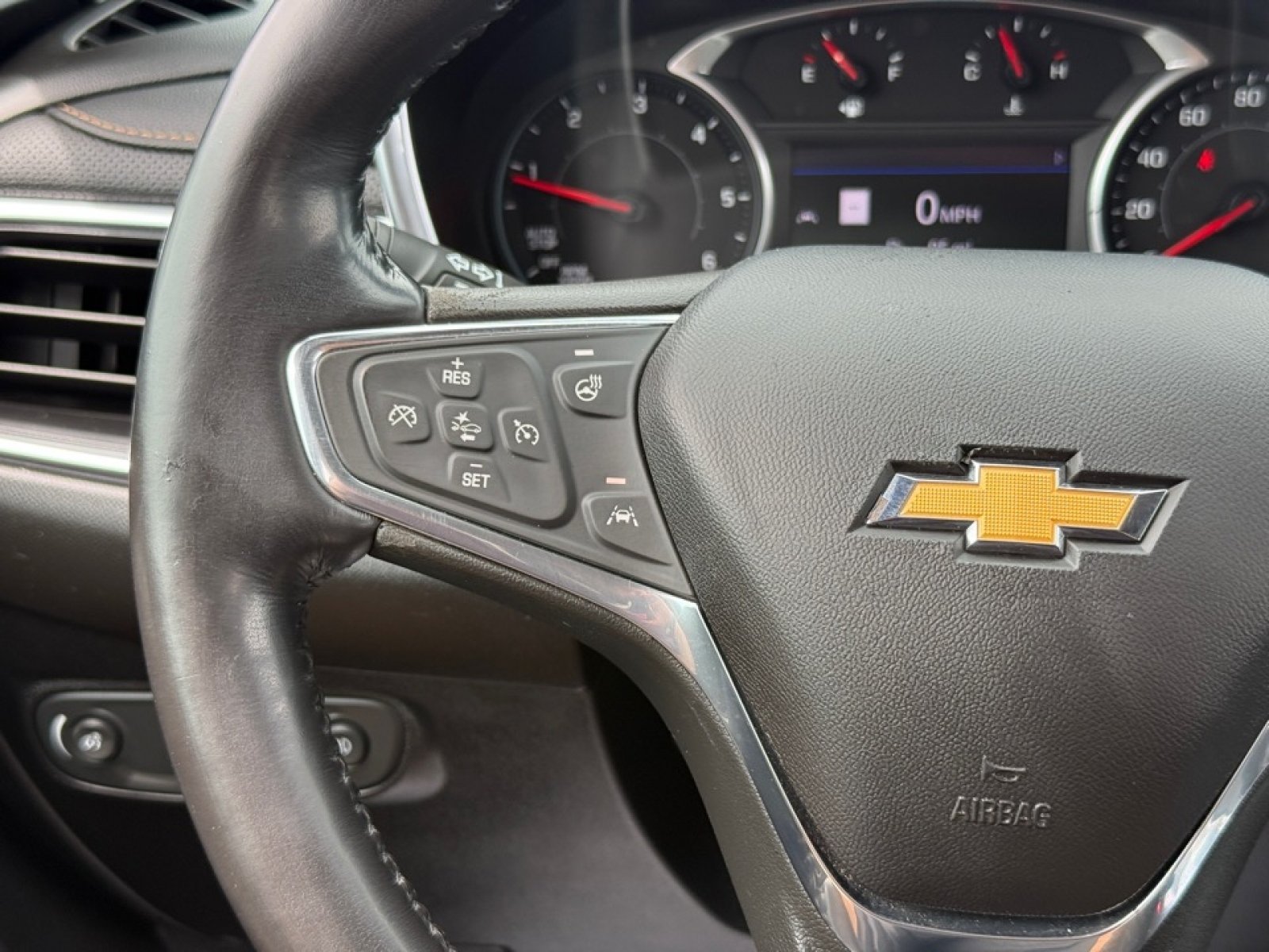 Used 2019 Chevrolet Equinox Premier FWD image 21