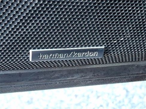 Used 2023 Subaru Outback Limited image 26