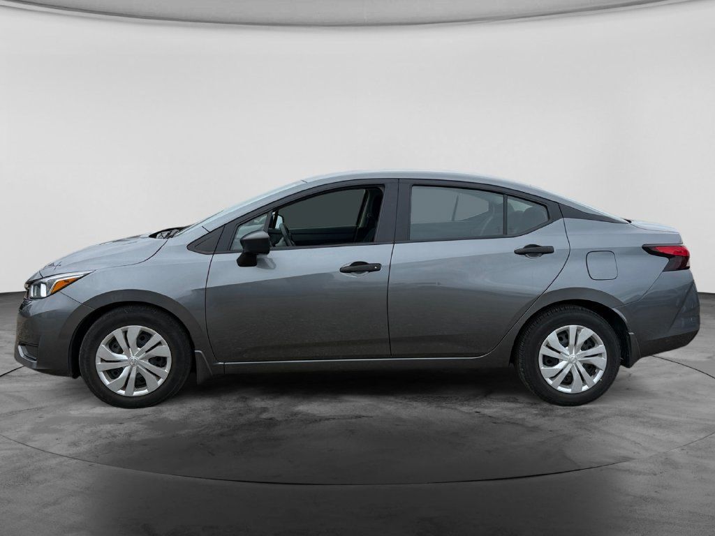 Used 2024 Nissan Versa S w/ Trunk Package FWD image 5