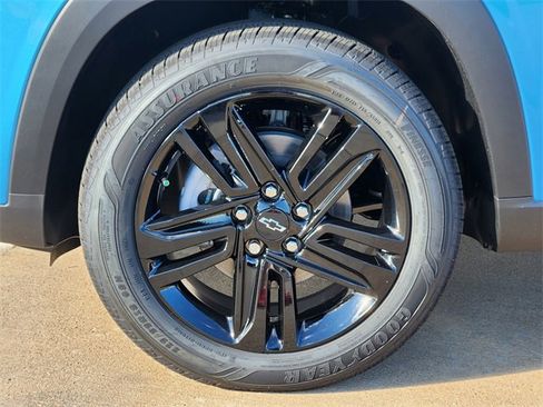 New 2026 Chevrolet Trax ACTIV w/ Driver Confidence Package image 9