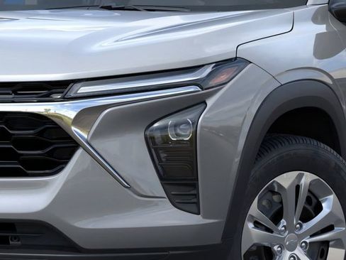 New 2026 Chevrolet Trax LS image 10