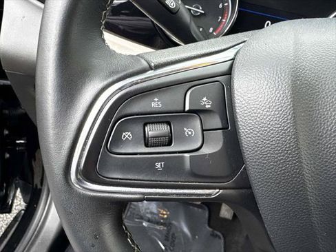 Used 2021 Buick Encore GX Preferred w/ Sport Touring Package FWD image 19