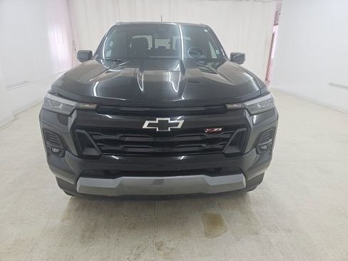 Used 2023 Chevrolet Colorado Z71 w/ Z71 Convenience Package 2 image 11