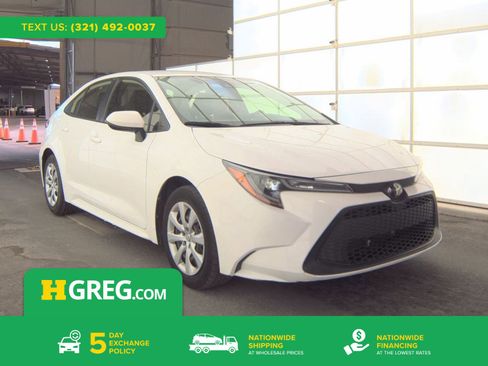 Used 2021 Toyota Corolla LE FWD image 1
