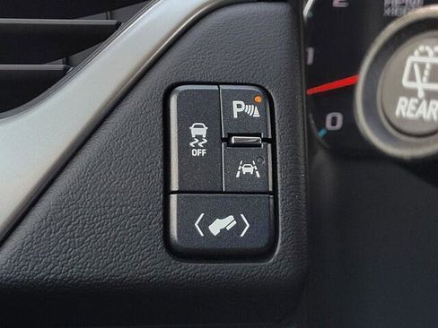 Used 2020 Chevrolet Tahoe LS w/ Enhanced Driver Alert Package image 20