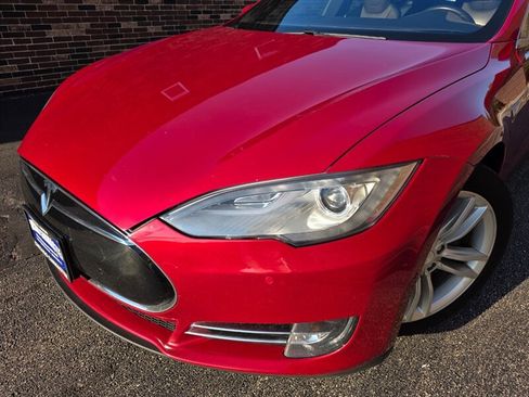 Used 2014 Tesla Model S RWD image 40