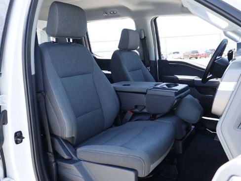 Used 2025 Ford F150 XLT w/ Equipment Group 301A Standard AWD/4WD image 17