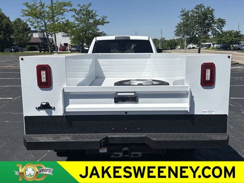 New 2026 RAM 5500 Tradesman AWD/4WD image 5