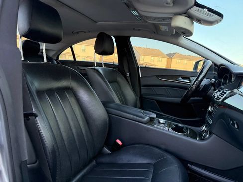 Used 2012 Mercedes-Benz CLS 550 4MATIC image 17