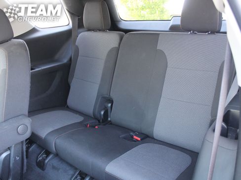 Used 2021 Chevrolet Traverse LT AWD/4WD image 21