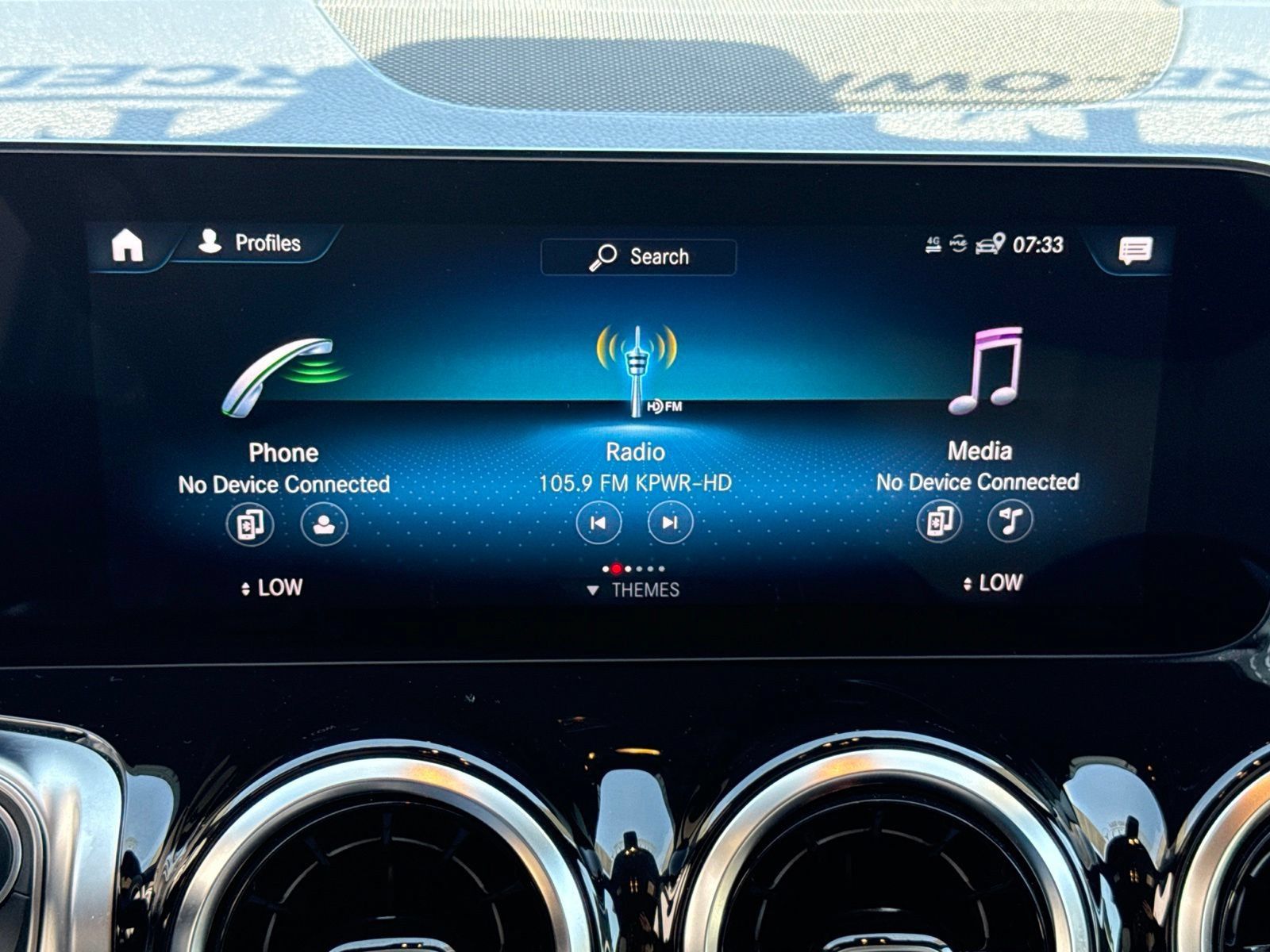 Used 2022 Mercedes-Benz GLB 250 image 37