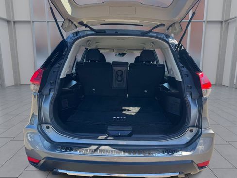Used 2019 Nissan Rogue S AWD/4WD image 15