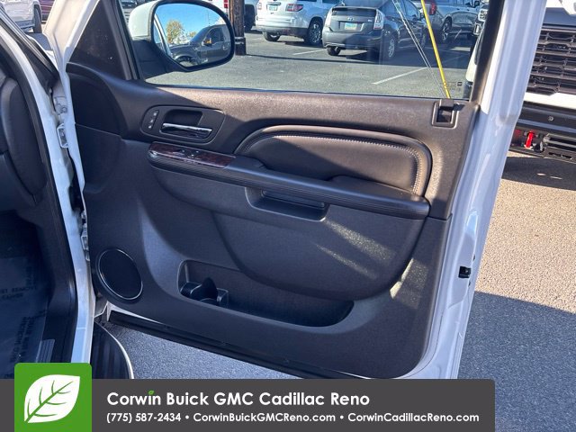 Used 2013 GMC Yukon XL Denali AWD/4WD image 27