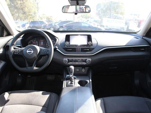 Used 2023 Nissan Altima 2.5 S FWD image 19