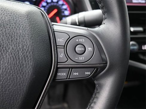 Used 2021 Toyota Camry XSE image 32