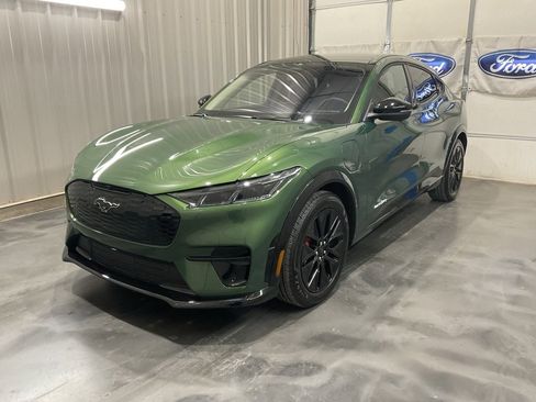 Used 2025 Ford Mustang Mach-E Premium w/ Sport Appearance Package image 3