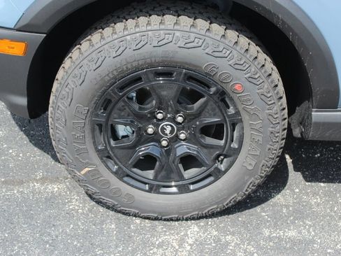 New 2026 Ford Bronco Sport Badlands w/ Sasquatch Badlands Package AWD/4WD image 3