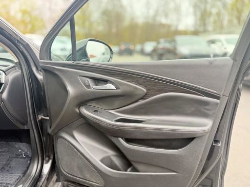 Used 2017 Buick Envision Essence FWD image 27