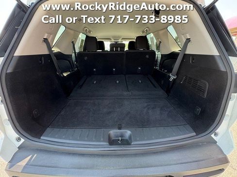 Used 2024 Nissan Pathfinder S AWD/4WD image 33
