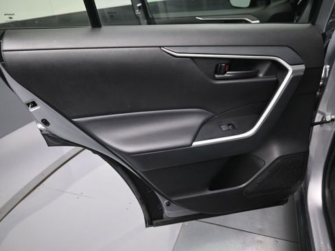 Certified 2025 Toyota RAV4 LE AWD/4WD image 27