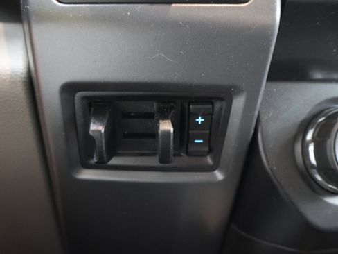 Used 2022 Ford F250 XLT w/ Black Appearance Package AWD/4WD image 45
