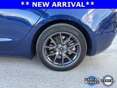 Used 2021 Tesla Model 3 Long Range image 21