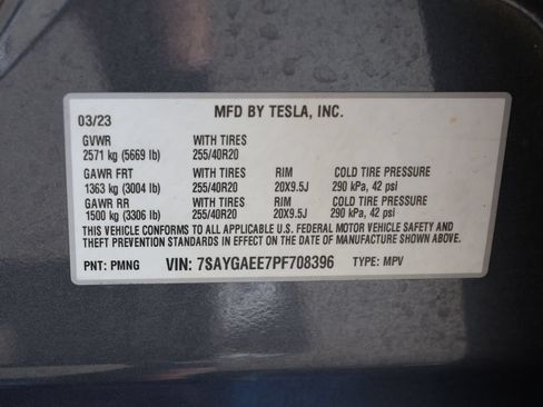 Used 2023 Tesla Model Y Long Range AWD/4WD image 34