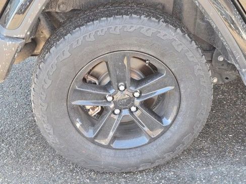 Used 2021 Jeep Wrangler Unlimited Sahara image 11