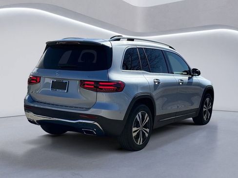 New 2025 Mercedes-Benz GLB 250 250 4MATIC image 4