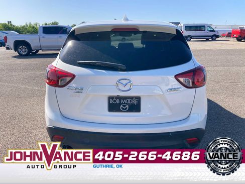 Used 2020 Ford Escape SE image 6