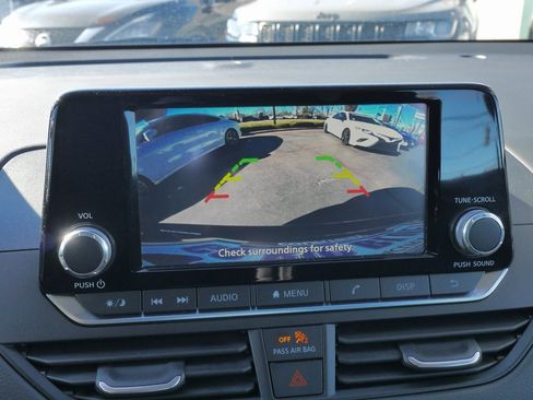 Used 2024 Nissan Altima 2.5 S image 30