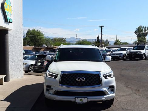 Used 2022 INFINITI QX80 Luxe w/ All-Season Package image 16