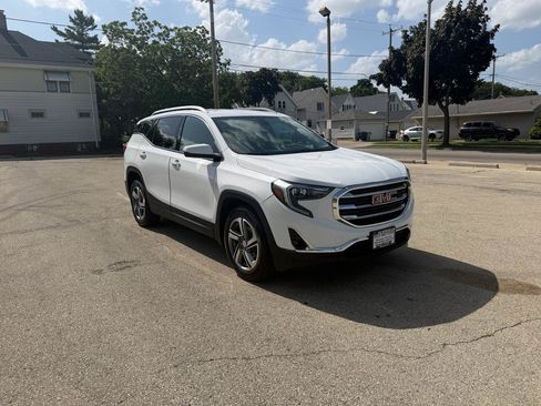Used 2019 GMC Terrain SLT AWD/4WD image 1