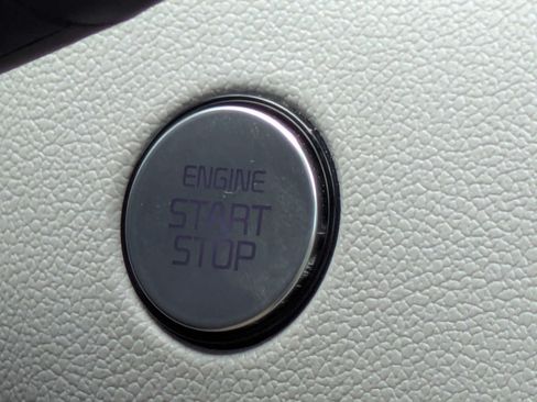 Certified 2023 Kia Sorento S FWD image 37