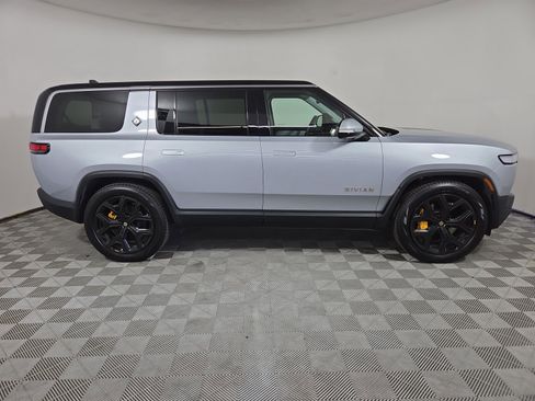 Used 2023 Rivian R1S Adventure AWD/4WD image 6