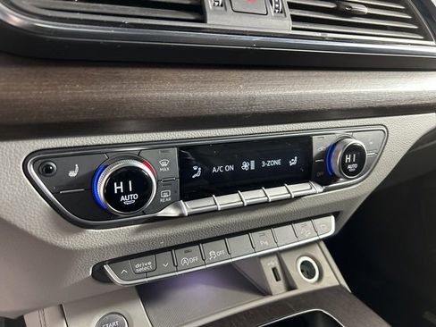 Used 2022 Audi Q5 2.0T Premium Plus w/ Premium Plus Package image 20