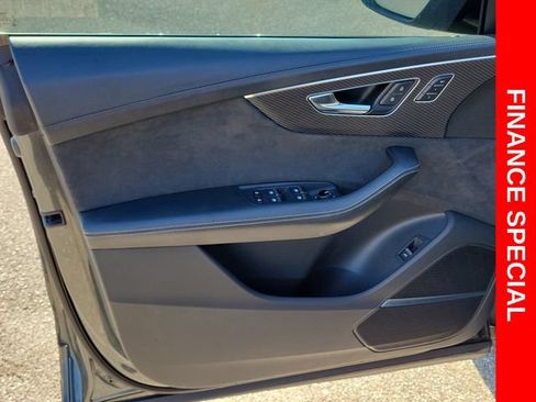 Used 2021 Audi RS Q8 AWD/4WD image 17