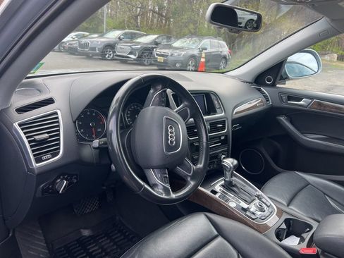 Used 2016 Audi Q5 2.0T Premium Plus w/ Technology Package image 5