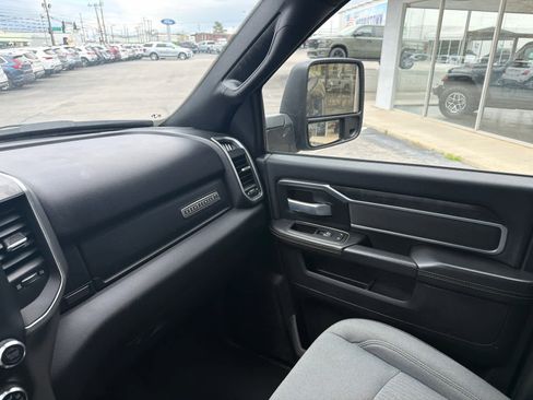 Used 2024 RAM 2500 Big Horn image 29