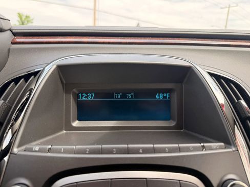 Used 2010 Buick LaCrosse CXS FWD image 15