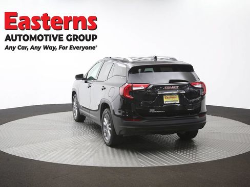 Used 2024 GMC Terrain SLT AWD/4WD image 68