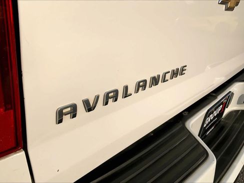 Used 2011 Chevrolet Avalanche LT w/ Texas Edition RWD image 24