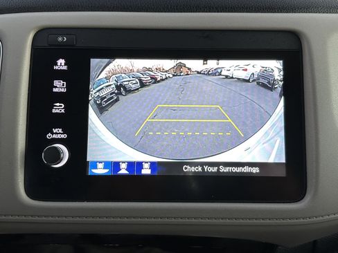 Used 2019 Honda HR-V EX-L image 18