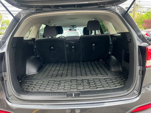 Used 2016 Kia Sorento LX image 10