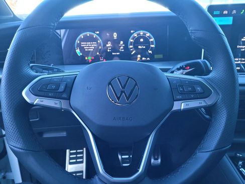New 2026 Volkswagen Tiguan SE R-Line AWD/4WD image 20