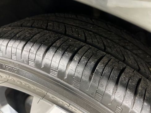 Used 2025 Hyundai Elantra SEL image 42