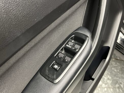 Used 2019 Ford Ranger XLT w/ Equipment Group 302A Luxury AWD/4WD image 8